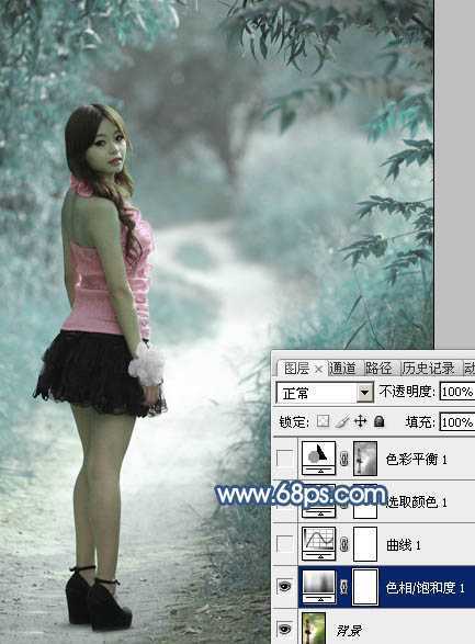 ‘Photoshop为树景美女图片打造梦幻的冷调青蓝色‘