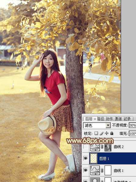 ‘photoshop快速为树下的人物调制出柔和的秋季黄褐色‘