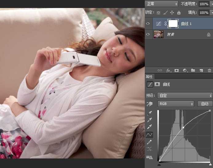 ‘Photoshop为室内偏暗的美女打造出唯美的淡青色‘