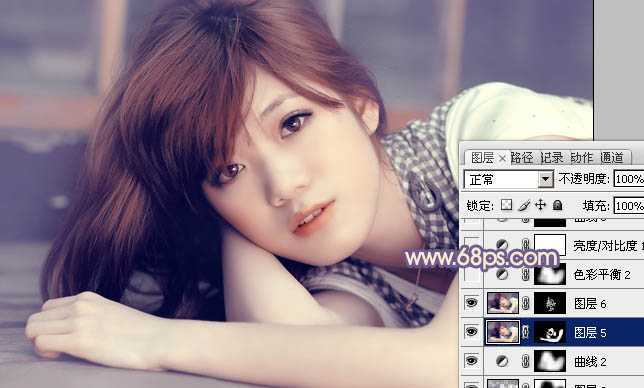 ‘photoshop利用通道替换工具将室内美女图片加上柔和的红紫色‘