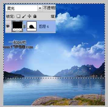 ‘PS合成巨大月亮在水面升起的唯美梦幻场景图片‘