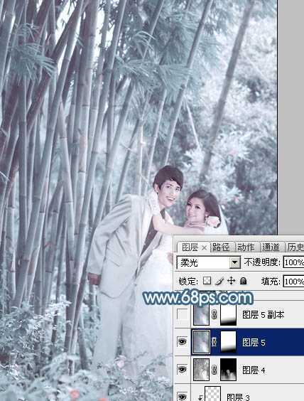 ‘Photoshop为竹林婚片调制出梦幻复古的淡调青蓝色‘
