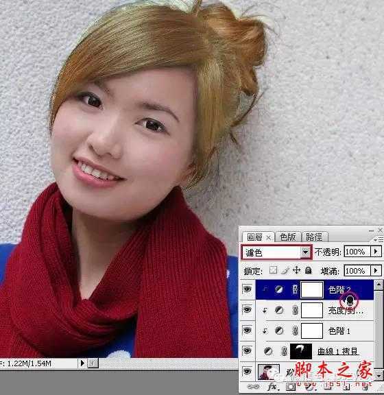 ‘手把手教你如何将黑发美女打造成时尚金发美女‘