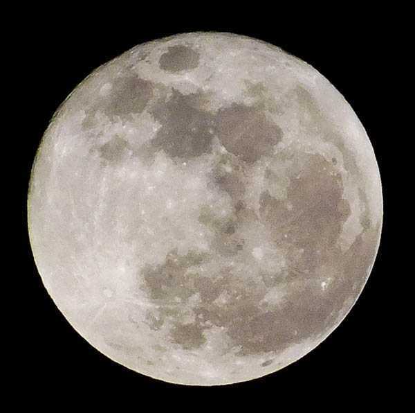 ‘PS合成雪山上的流光月影‘