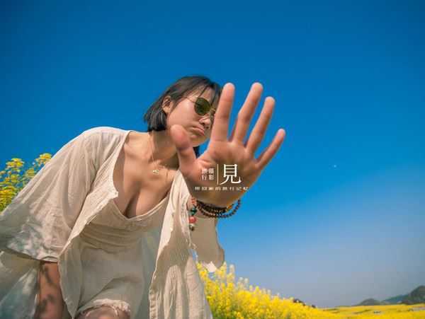 让你的“扫黄照”刷爆朋友圈 脚本之家