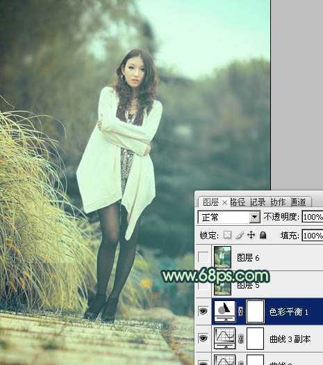 ‘Photoshop给为绿荫中的人物图片调制出韩系淡青色效果‘