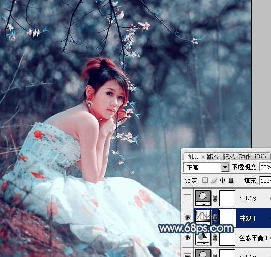 ‘Photoshop为外景美女图片调制出甜美的古典暗青色‘
