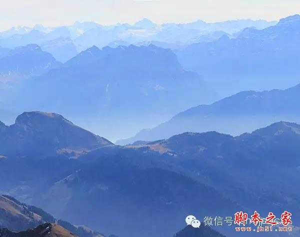 ‘PS合成蓝色动感的人物跳跃特效照片的教程‘