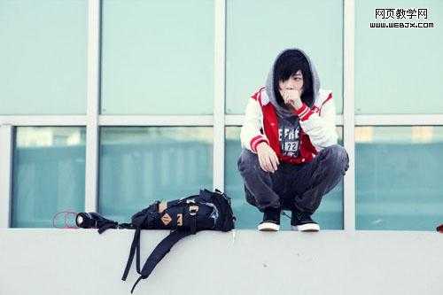 ‘photoshop将人物图片用可选颜色和纯色填充制作颓废的暗红色调效果‘