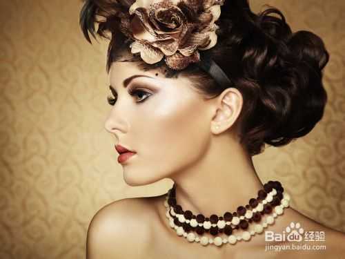 ‘PS将照片制作成类似报纸印刷版的图片‘