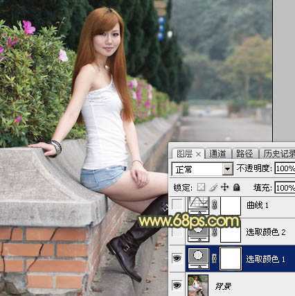 ‘Photoshop为路边的美女加上暗调青黄色霞光色‘