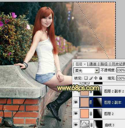 ‘Photoshop为路边的美女加上暗调青黄色霞光色‘