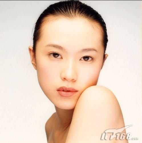 ‘PS为素颜MM打造冷艳彩妆教程‘