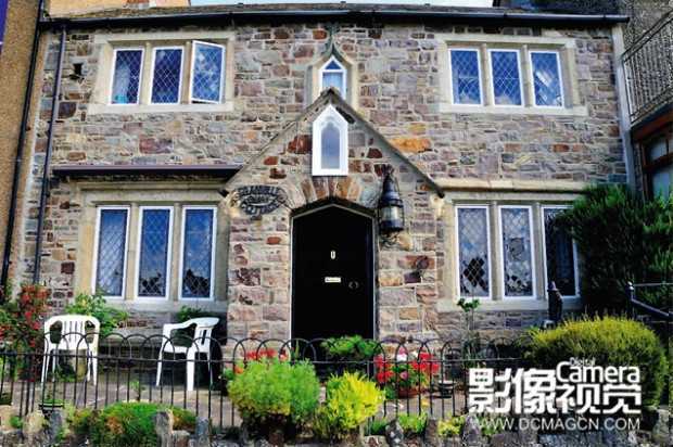 ‘photoshop利用ACR修正镜头的像差问题‘