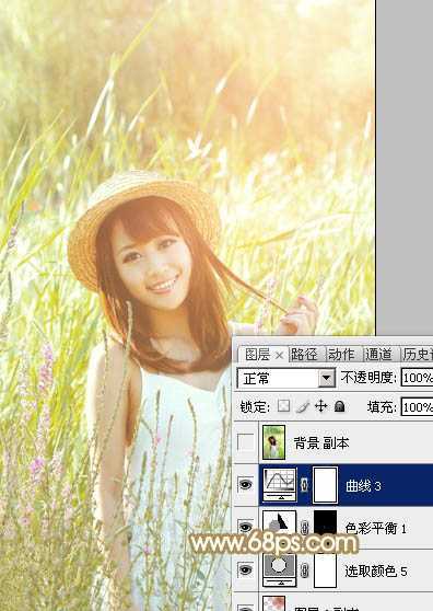 ‘Photoshop为逆光草丛中的美女调出柔和的黄褐阳光色‘