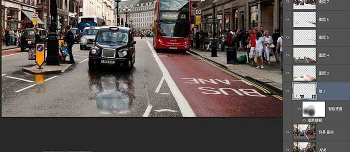 ‘Photoshop将街道图片调出雨水湿润的路面‘