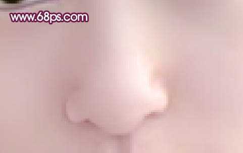 ‘photoshop将失真的手机美女照片转为粉红色仿手绘效果‘
