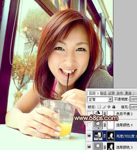 ‘Photoshop将室内人物照片调成甜美的青褐色‘