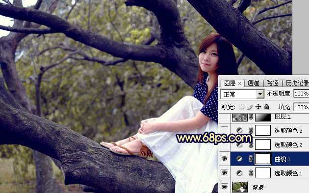 ‘Photoshop调出秋季黄褐色树干上的美女图片‘