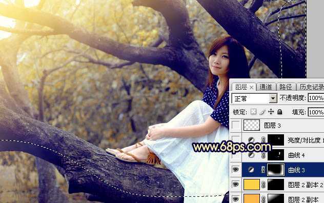 ‘Photoshop调出秋季黄褐色树干上的美女图片‘