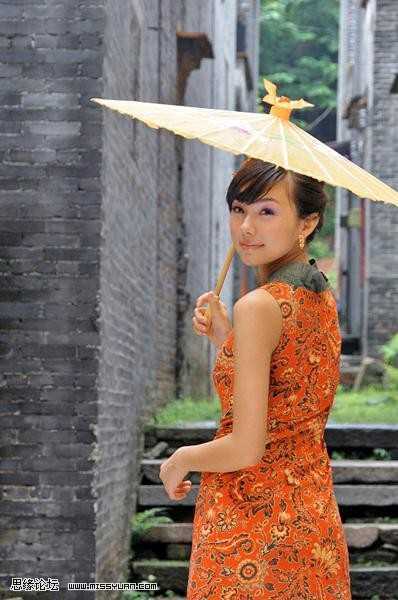 ‘PhotoShop为偏暗的外景美女照片美白技巧教程‘