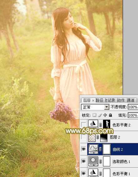 ‘Photoshop将树林人物图片调制出朦胧的淡黄色效果‘