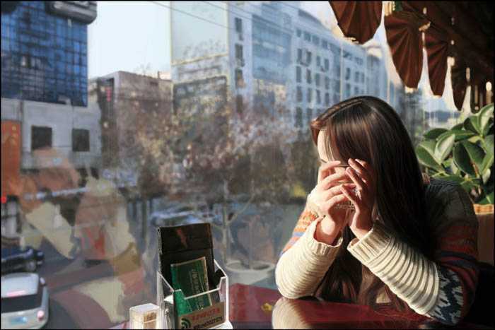 ‘PS鼠绘在茶餐厅静静等待的美女‘