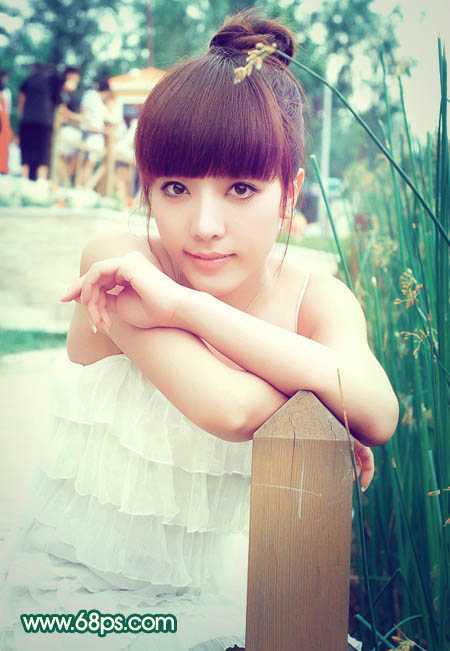 ‘Photoshop将美女图片调出柔美的粉青色‘