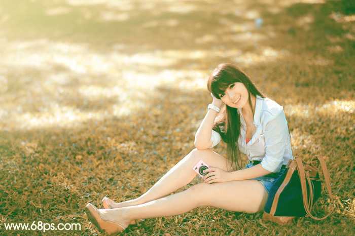 ‘Photoshop为草地上的美女加上甜美的深秋黄褐色‘