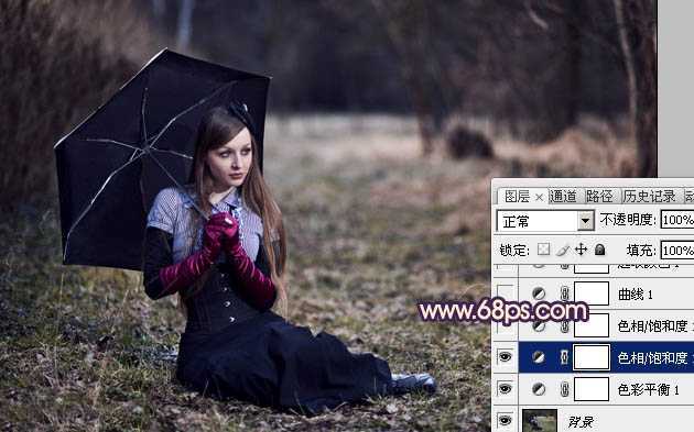 ‘Photoshop为树林草地上的美女加上唯美晨曦色‘