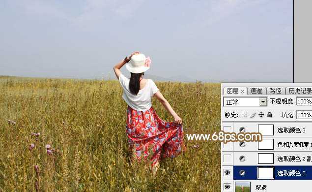 ‘Photoshop给田野中的美女调制出流行的秋季青红色‘
