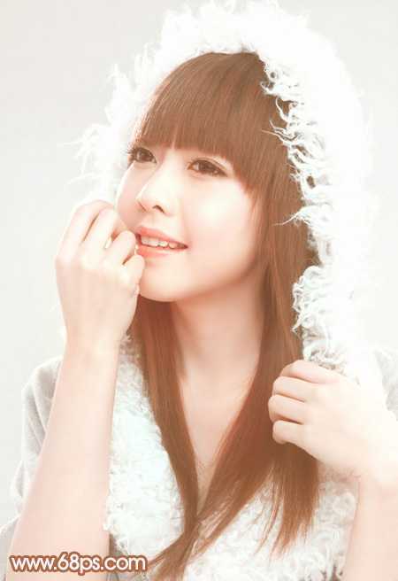 ‘Photoshop将室内美女图片打造出柔和的淡褐色效果‘