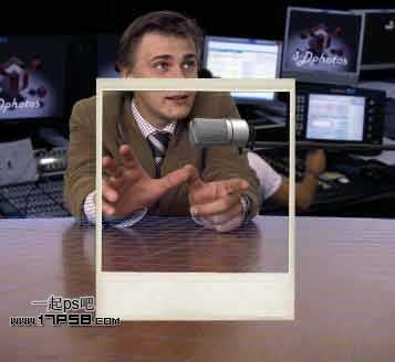 ‘photoshop制作出动物跳出相框场景‘