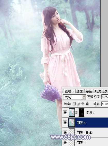 ‘Photoshop给树林中的美女加上梦幻的青蓝色‘
