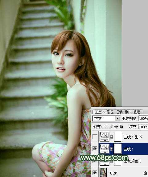‘Photoshop将楼梯边美女图片调制出甜美的青绿色效果‘