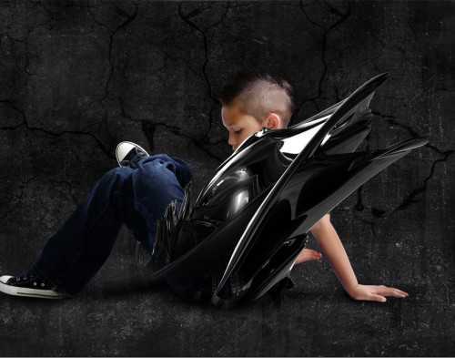 ‘Photoshop实现的高亮光照效果的小男孩‘