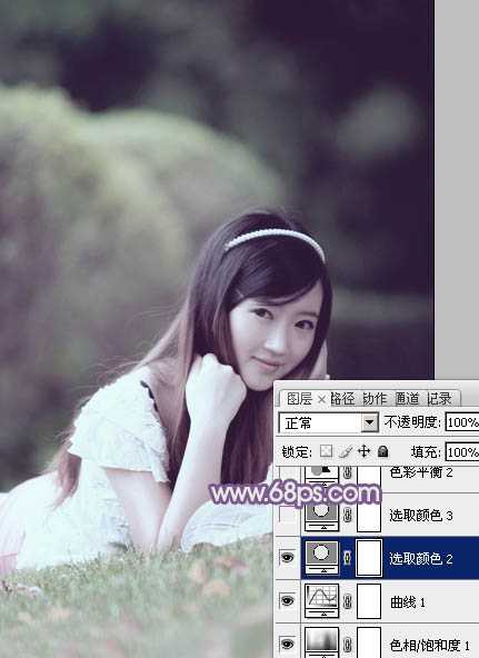 ‘Photoshop为草地上的美女调制出唯美的中性紫色‘