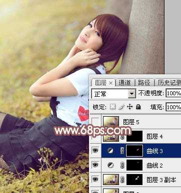 ‘Photoshop为依靠树干的美女调制出早秋黄褐色‘