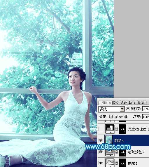 ‘Photoshop为窗户边上的美女图片调制出梦幻的青绿色‘