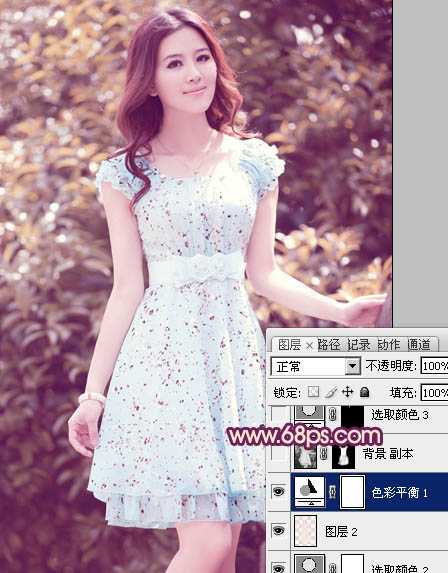 ‘Photoshop将外景人物图片调制出流行的暗调黄紫色‘