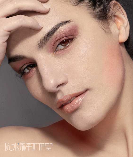 ‘PhotoShop为时尚人像后期精修调色教程‘