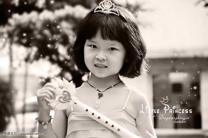 ‘PS将偏暗的童星照片打造出怀旧风格效果‘