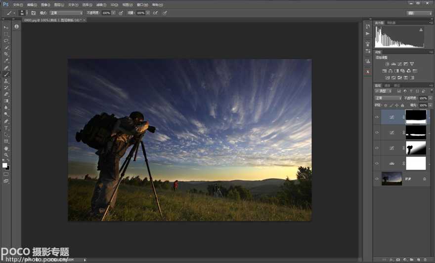 ‘ps利用调整层与蒙版拯救偏暗的照片‘