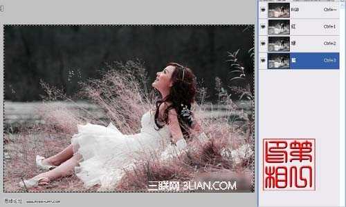 ‘Photoshop为外景美女调出柔美暖色调‘