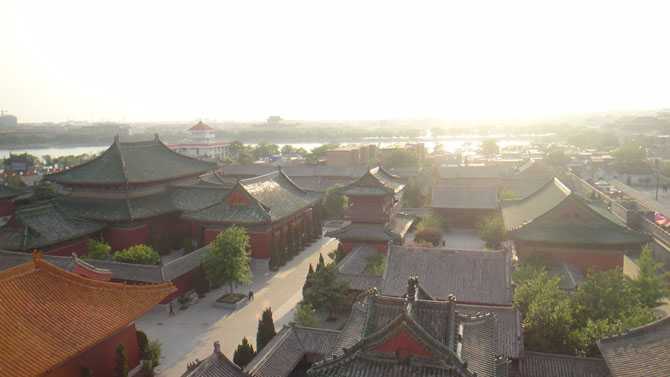 ‘Photoshop将给古建筑图片加上朦胧的霞光烟雾效果效果‘