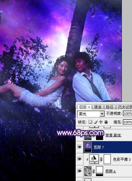 ‘Photoshop调出浪漫的星空背景草地情侣图片‘