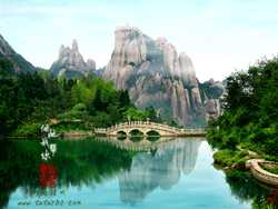 ‘Photoshop将风景图片增加上流云飘动动画‘