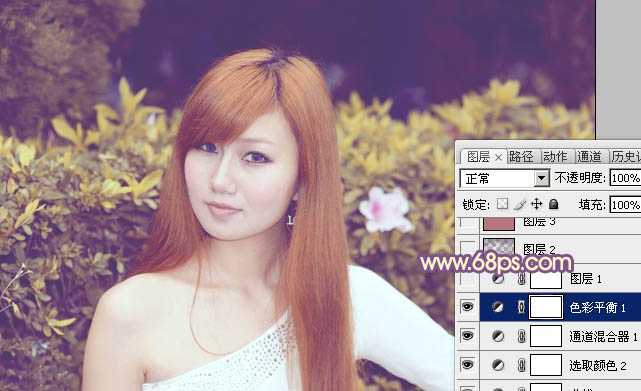 ‘photoshop为绿篱边的美女图片加上甜美的暖色‘