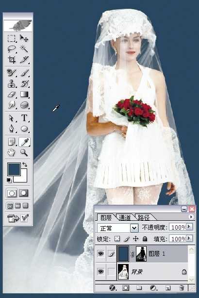 ‘photoshop利用灰色通道完美抠出穿婚纱的模特换背景‘