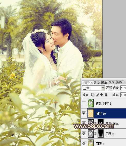 ‘Photoshop为树林婚片调制出柔和的古典黄绿色效果‘